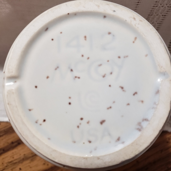 Vintage Graystone by McCoy Nelson Pottery - Picture 4 of 6